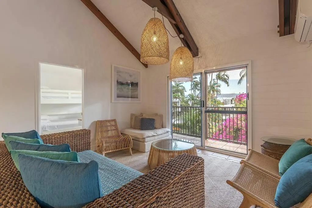 10 Wharf Street - A Tropical Family Home Port Douglas Holiday home