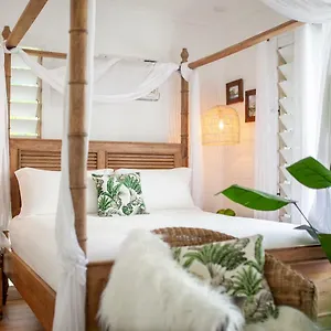 https://pandanus-cottage.queenslandhotels.net